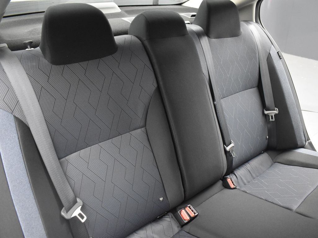 2025 Nissan Versa 1.6 SV photo 20