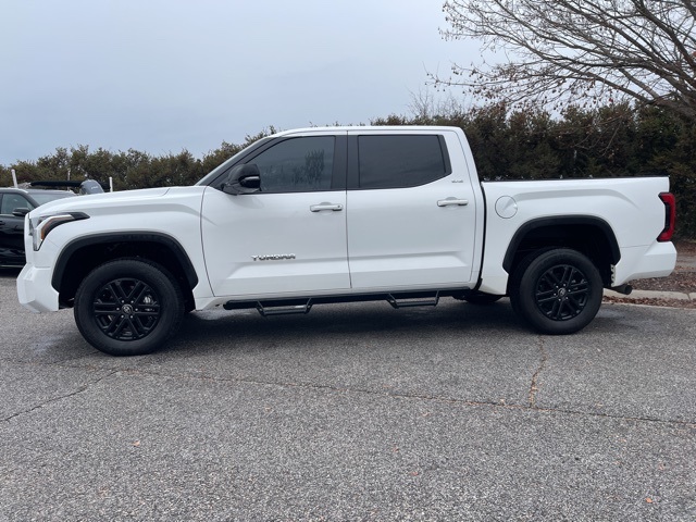 2025 Toyota Tundra SR5 photo 2