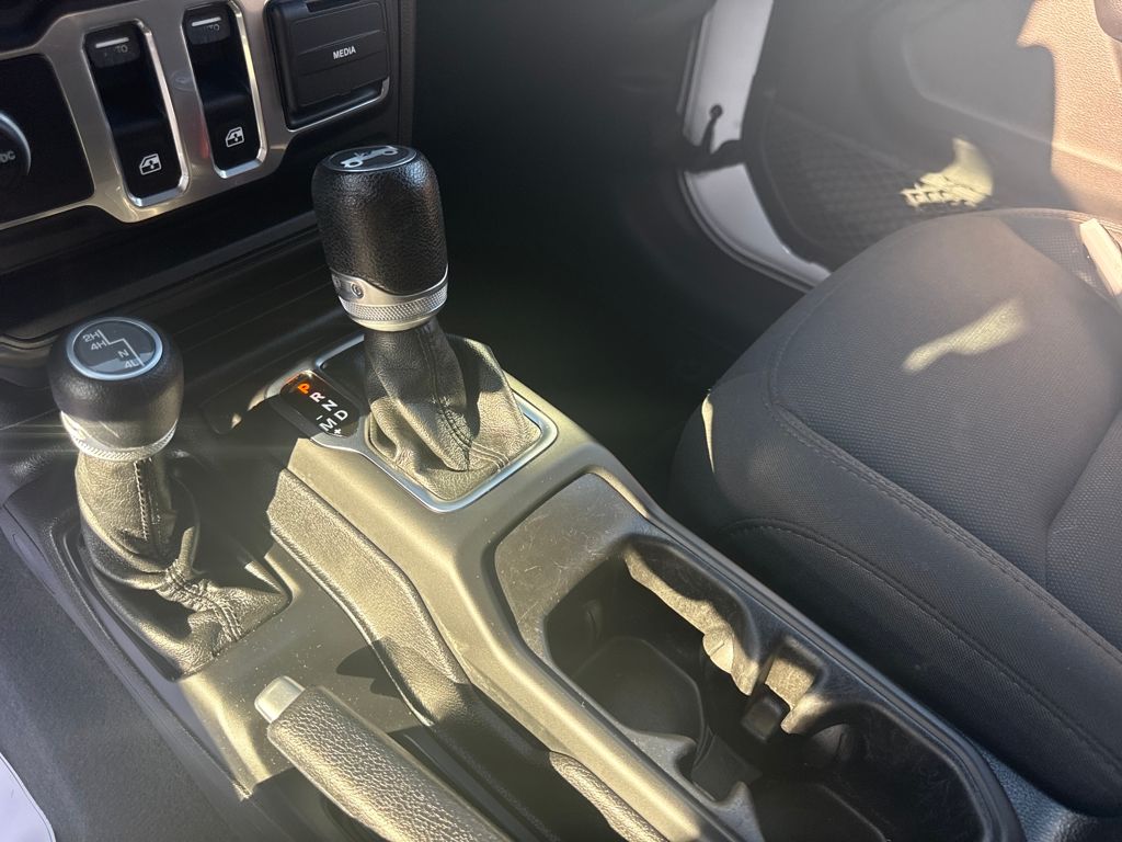 2018 Jeep Wrangler Sport S photo 20