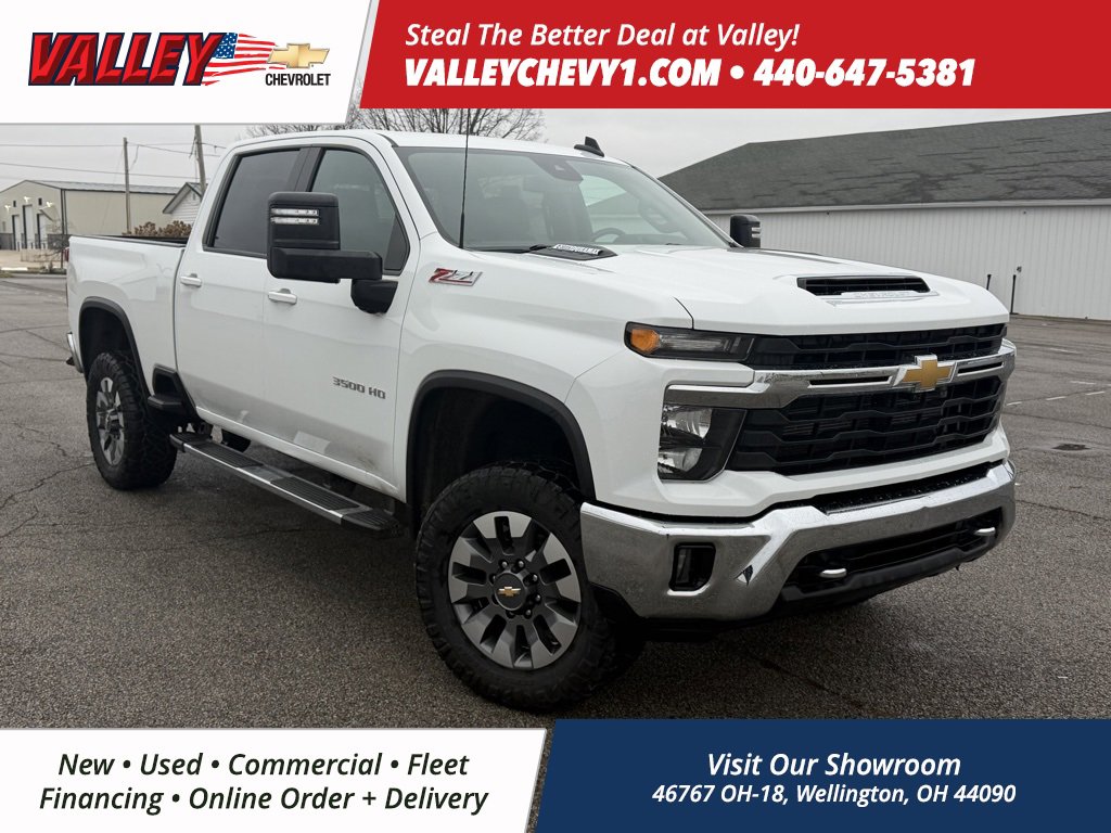 2024 Chevrolet Silverado 3500HD LT's photo