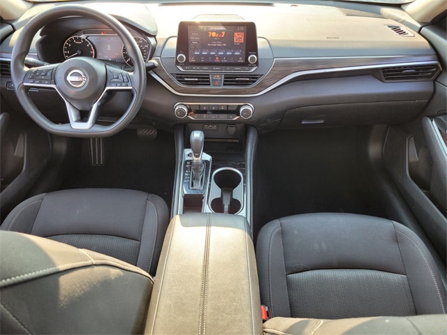 2023 Nissan Altima 2.5 SV photo 13