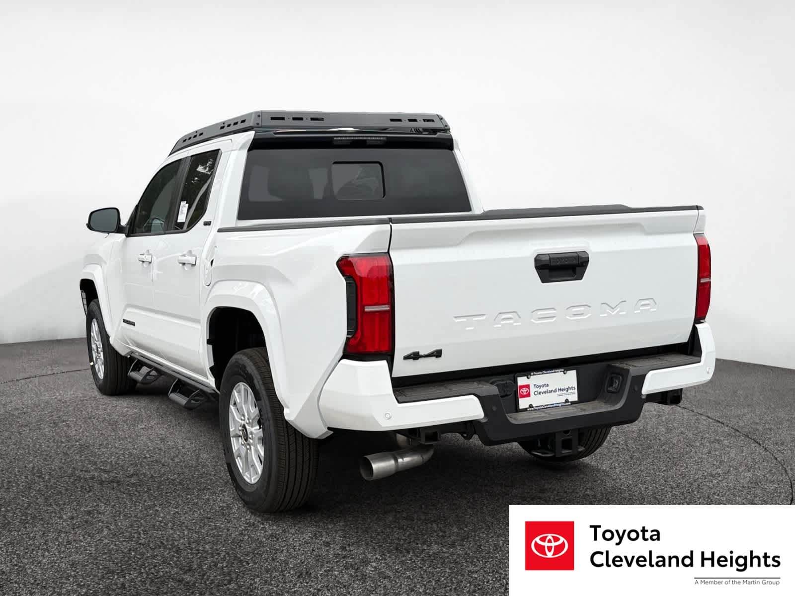 2025 Toyota Tacoma SR5 4x4 Double Cab photo 3