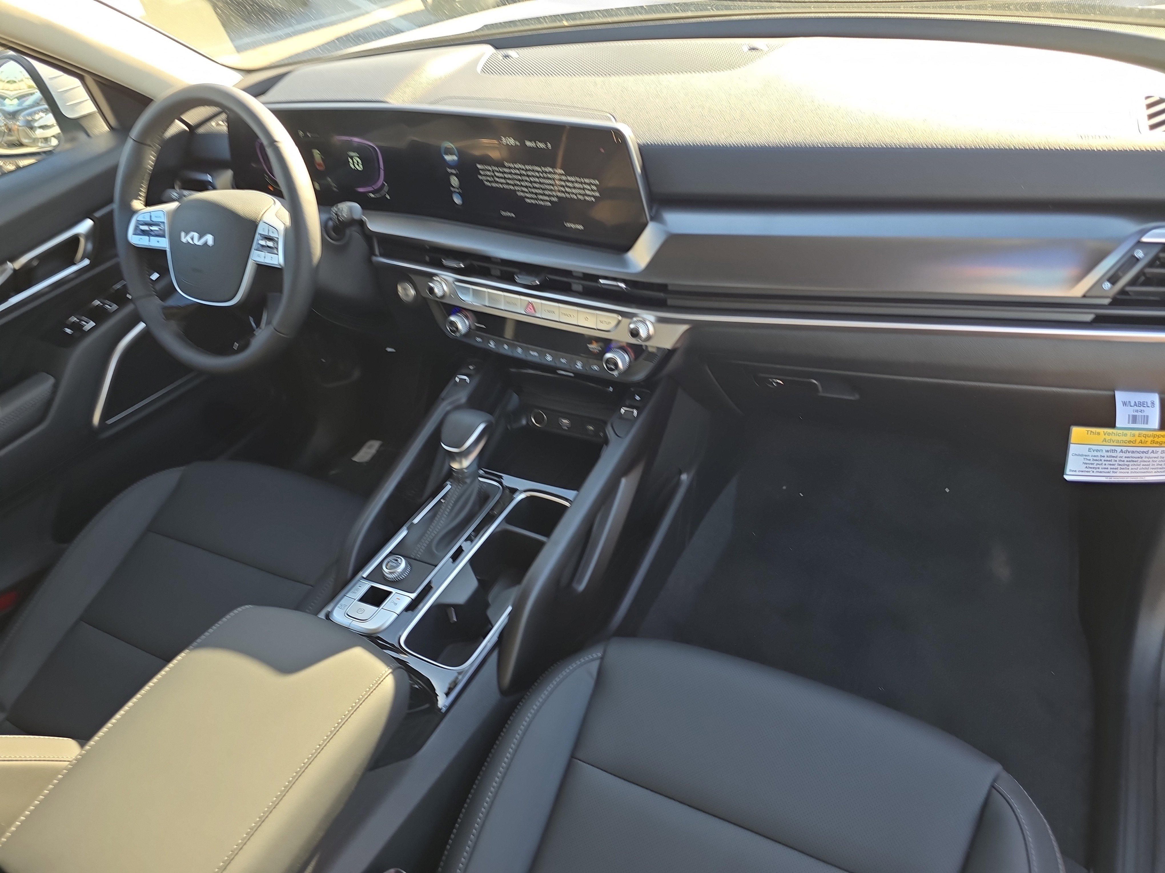 2025 Kia Telluride S photo 3