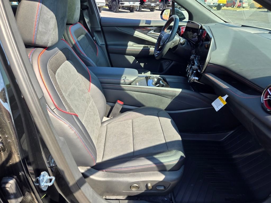 2026 Chevrolet Blazer EV RS photo 4