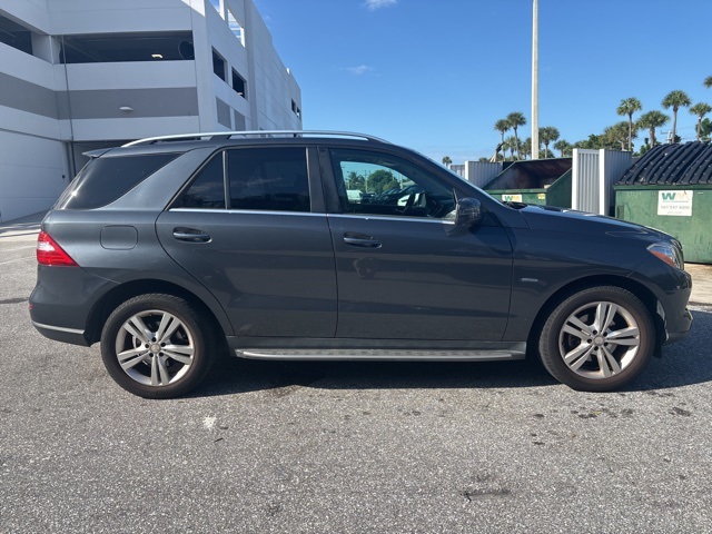 2012 Mercedes Benz ML 350 4MATIC photo 2