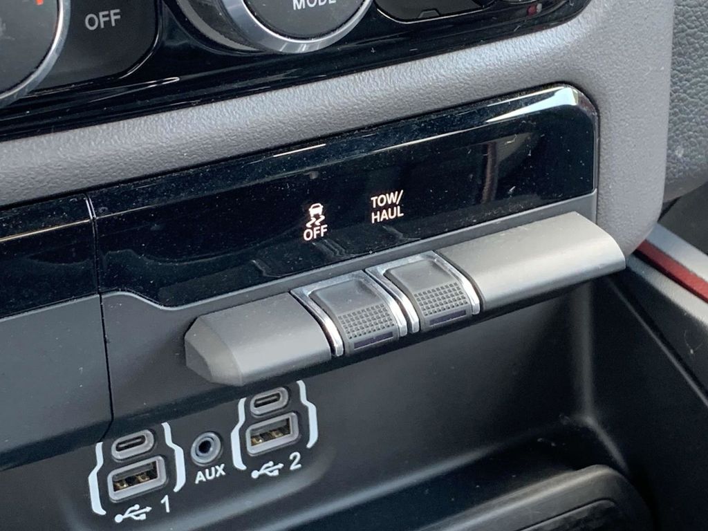 2024 Ram 1500 Rebel photo 37
