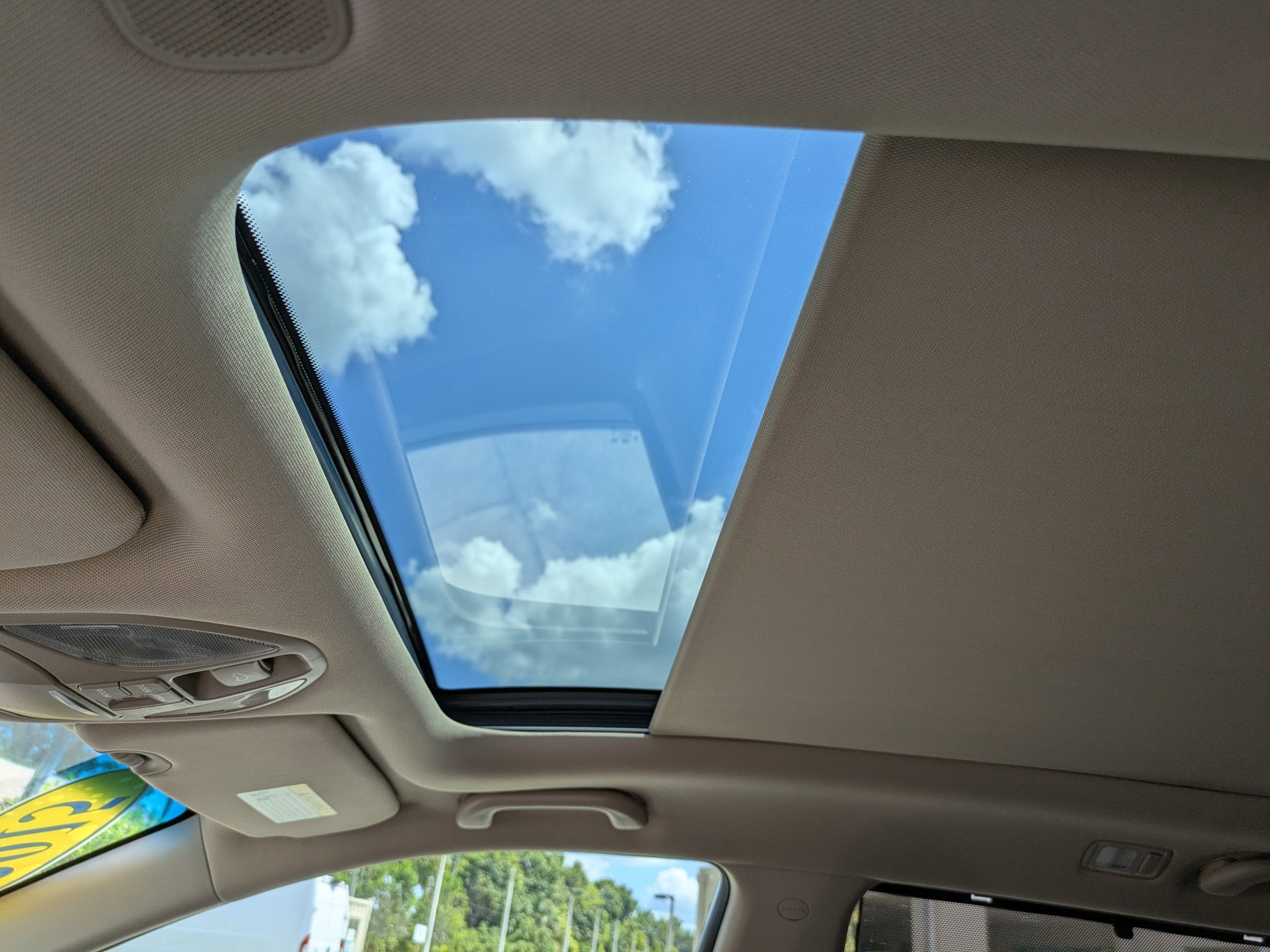 2015 Hyundai Santa Fe Limited photo 18