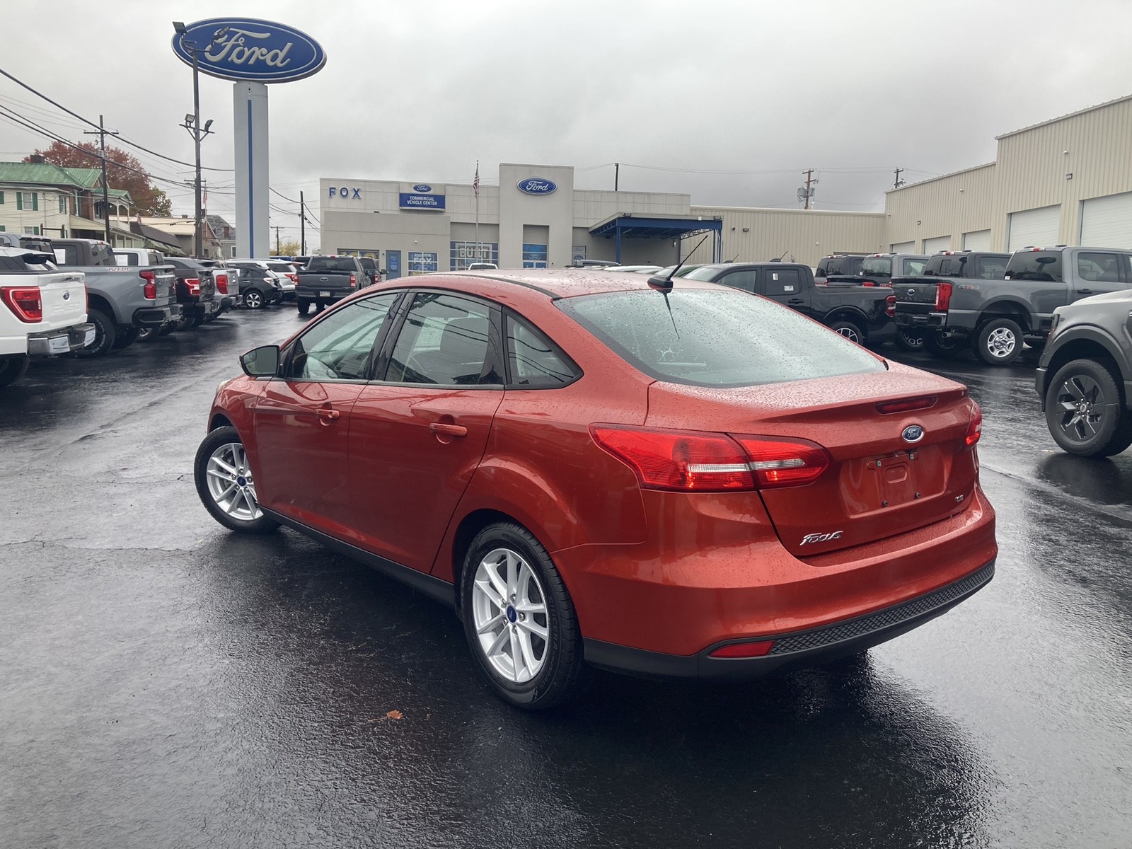 Used 2018 Ford Focus SE with VIN 1FADP3F27JL301295 for sale in Waynesburg, PA