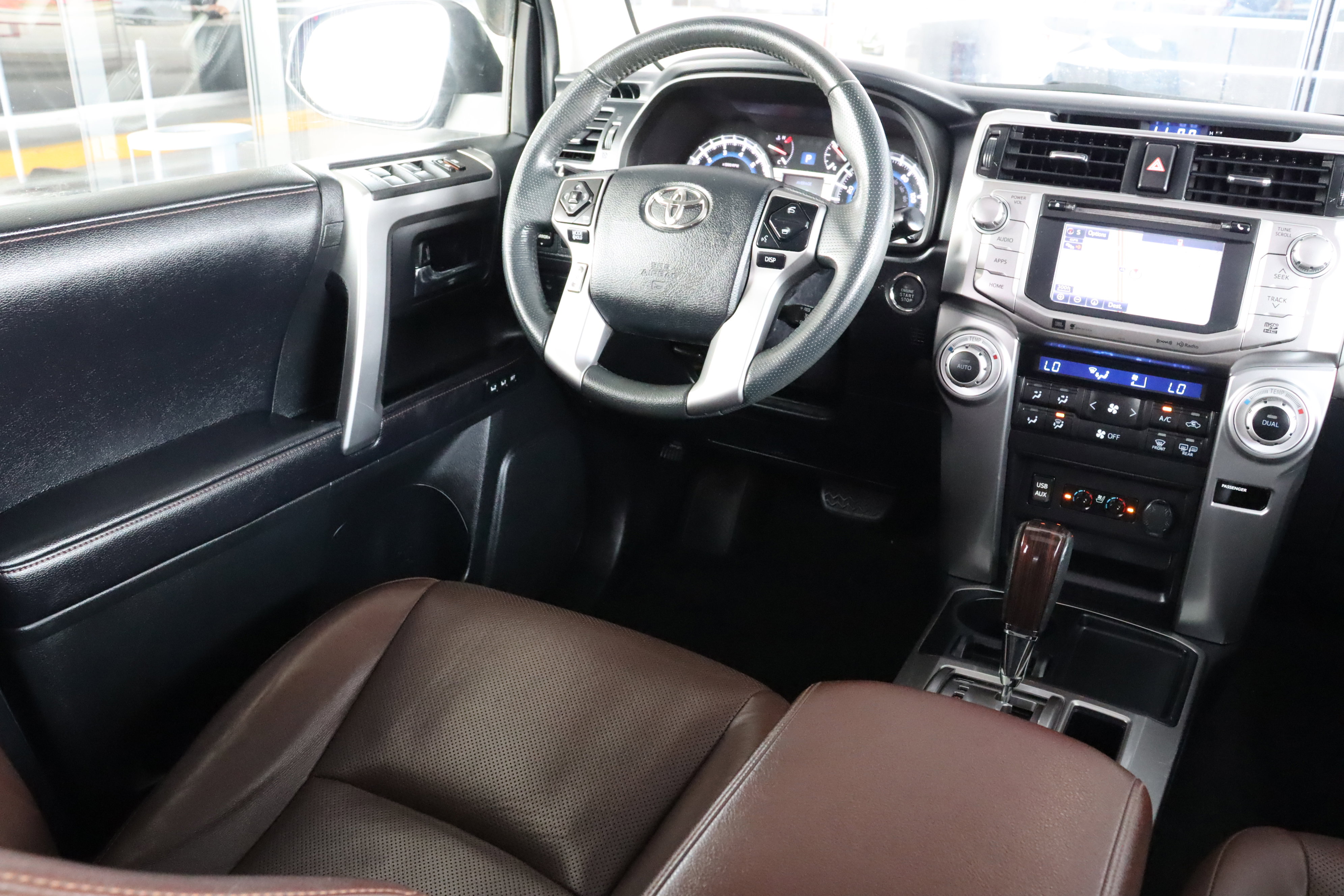 2019 Toyota 4Runner Limited photo 32