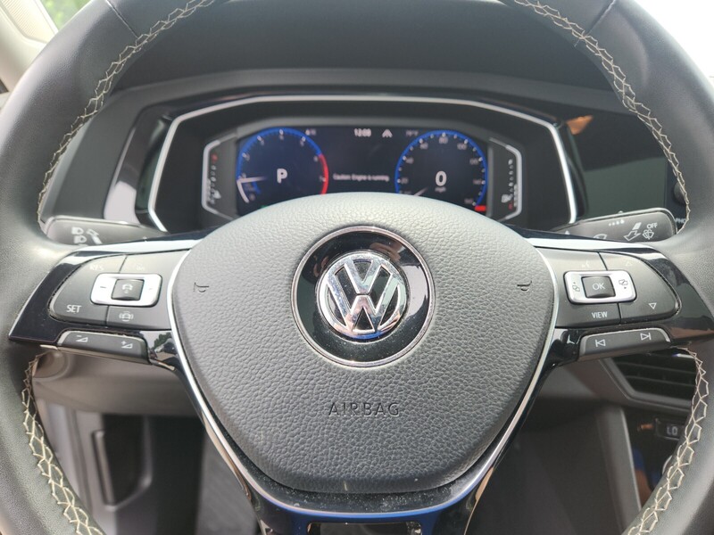 2021 Volkswagen Jetta SEL photo 24