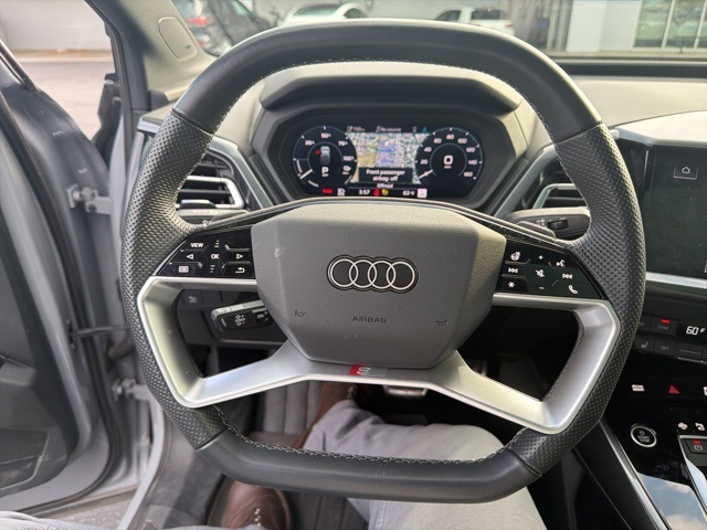 2024 Audi Q4 E-tron Prestige photo 3