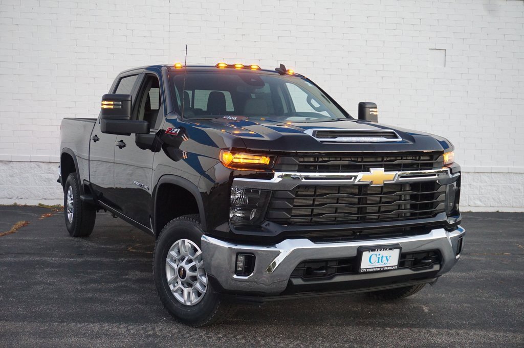 2026 Chevrolet Silverado 2500HD LT photo 4
