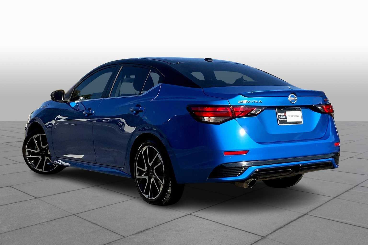 2024 Nissan Sentra SR photo 11