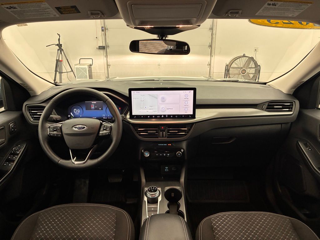 2023 Ford Escape Active photo 2