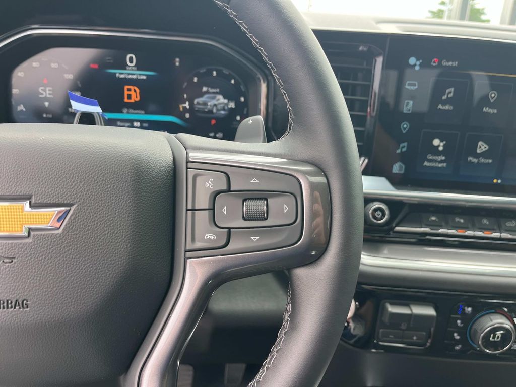 2026 Chevrolet Silverado 1500 High Country photo 17