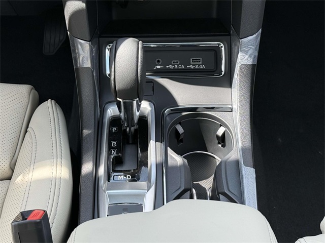 2025 Subaru Ascent Limited photo 20
