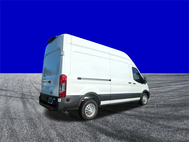 2026 Ford Transit Cargo photo 4