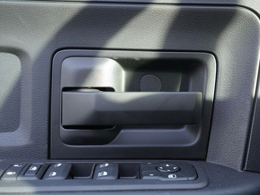 New 2026 Bright White Clear-Coat Exterior Paint RAM Tradesman image 9