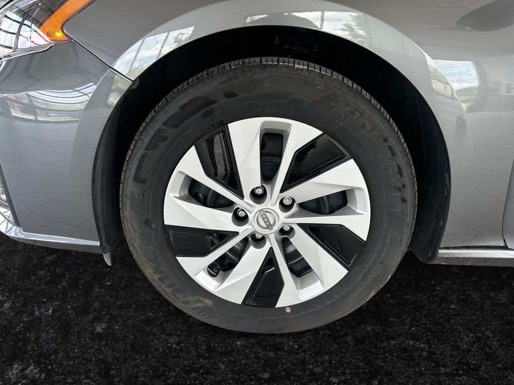 2025 Nissan Altima 2.5 S photo 24