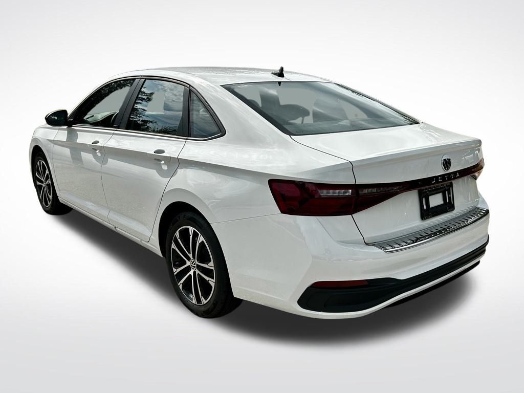 2025 Volkswagen Jetta 1.5T Sport photo 3