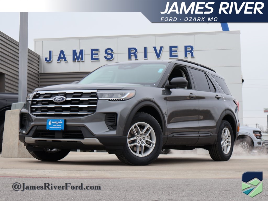 2026 Ford Explorer Active's photo
