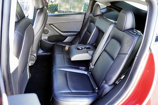 Used 2023 Red Tesla Long Range image 17