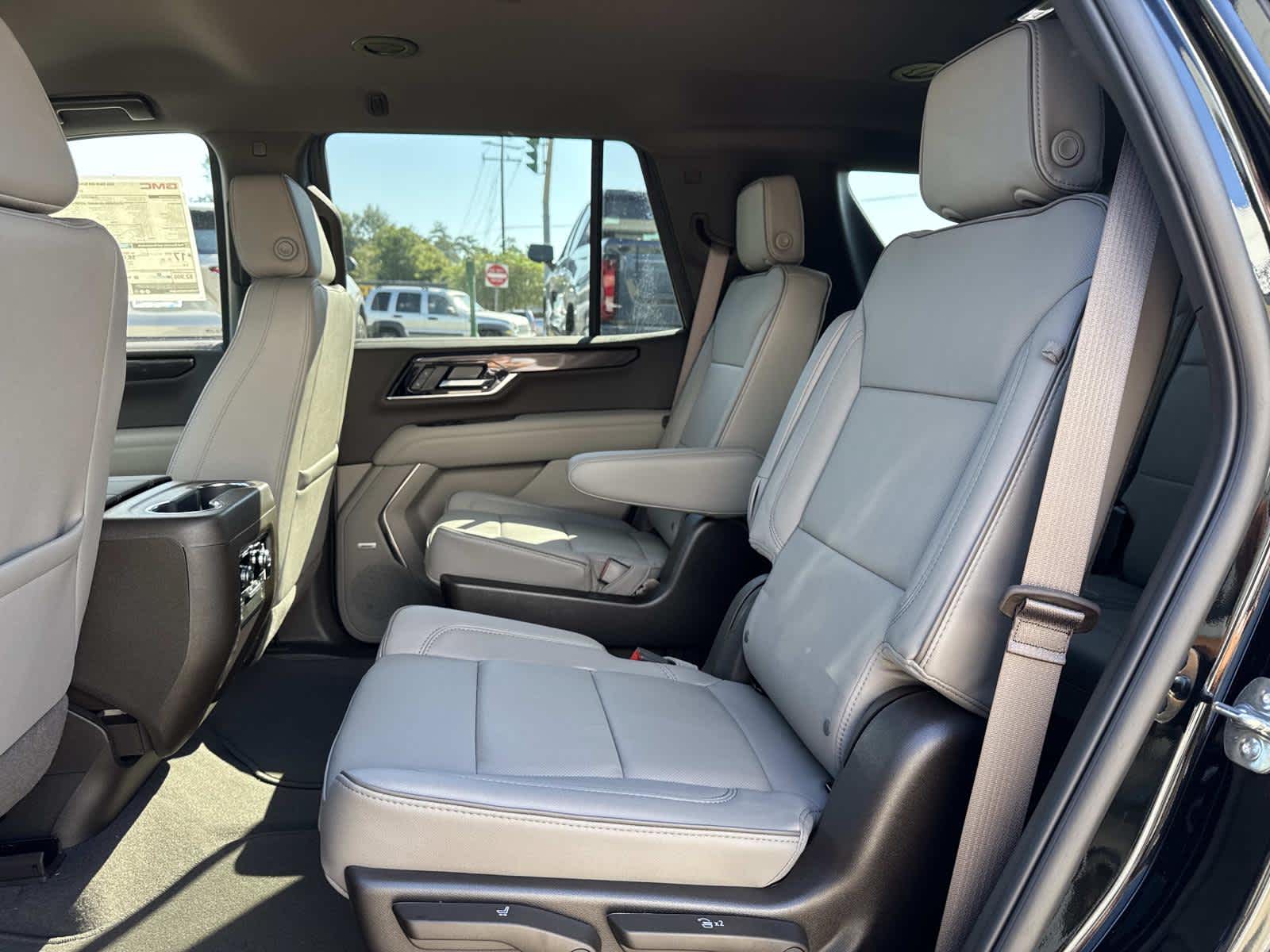 2026 Gmc Yukon photo 9