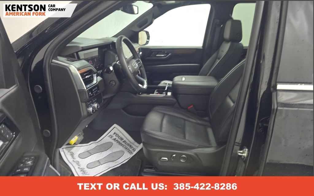 2025 Gmc Yukon XL Denali photo 3