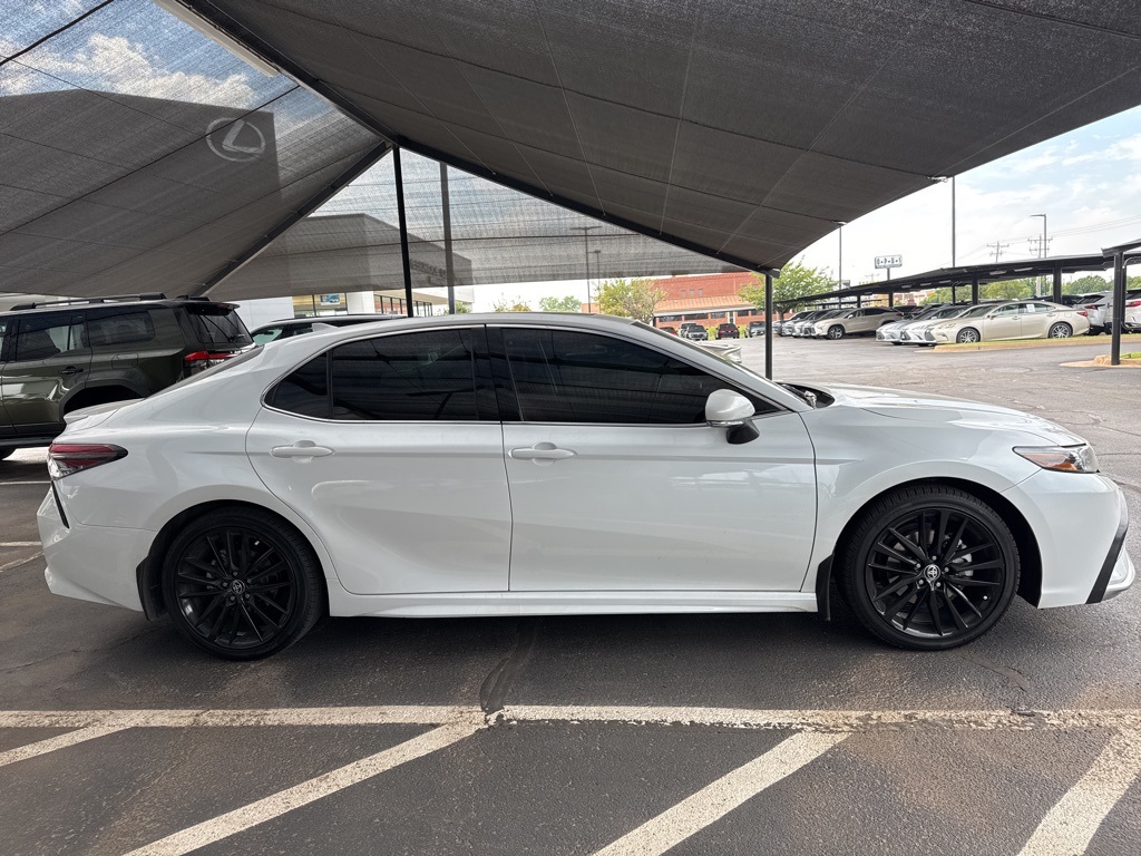2023 Toyota Camry XSE photo 2