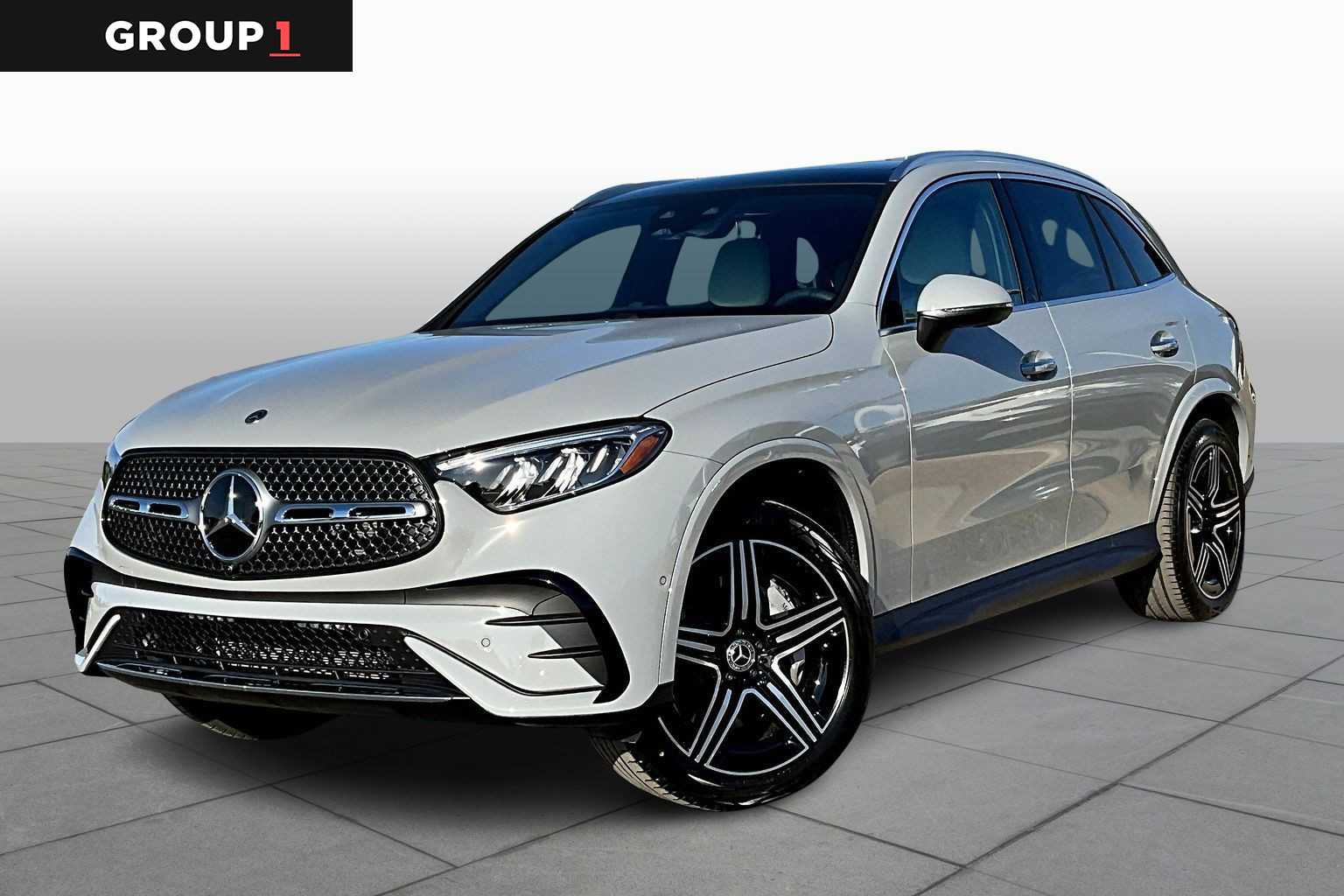 2026 Mercedes-Benz GLC Base's photo