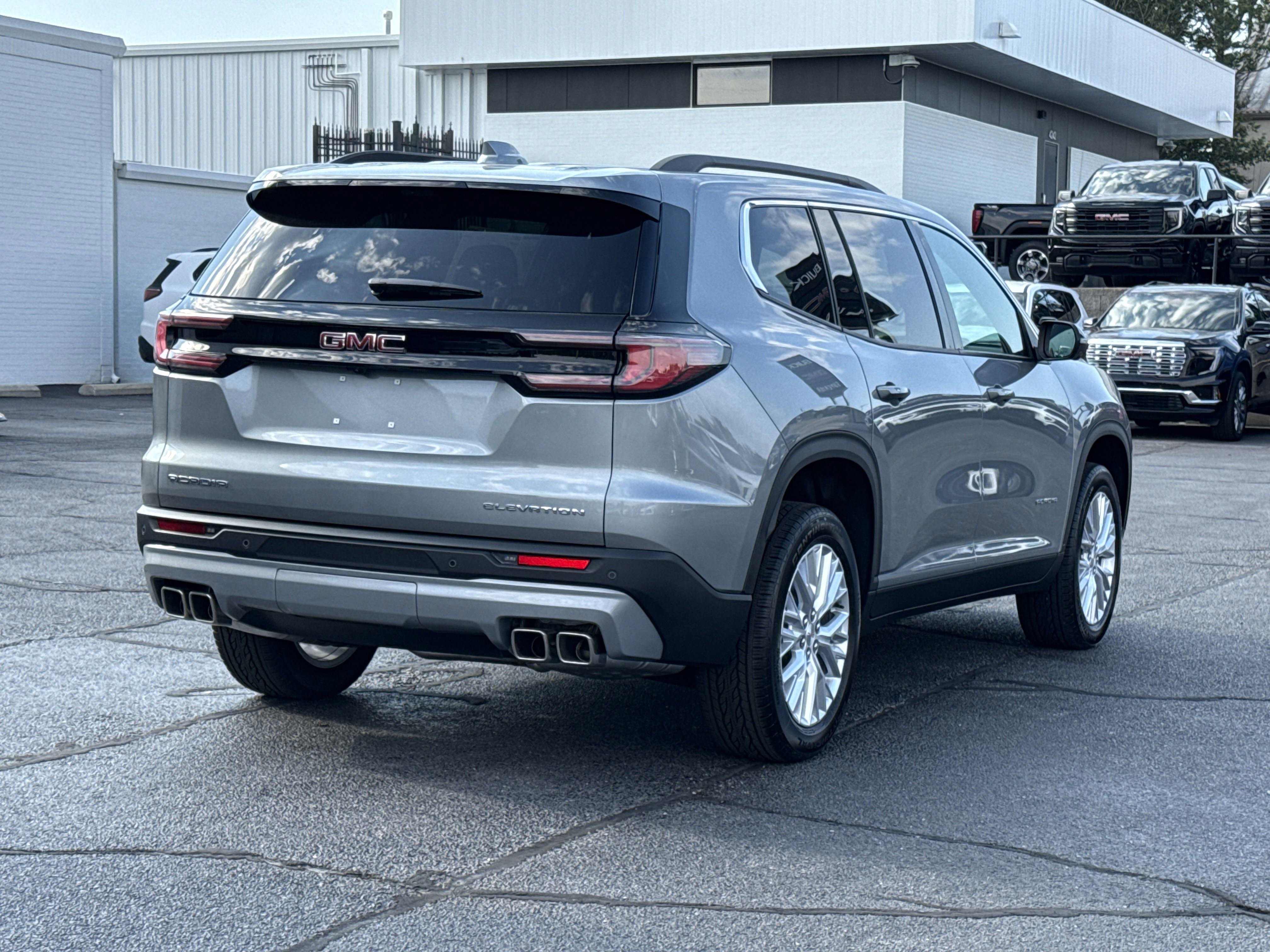 2026 Gmc Acadia Elevation photo 2