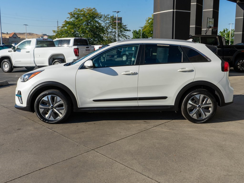 2022 Kia Niro EV EX photo 3