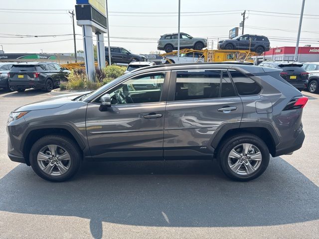 2023 Toyota RAV4 Hybrid LE photo 3