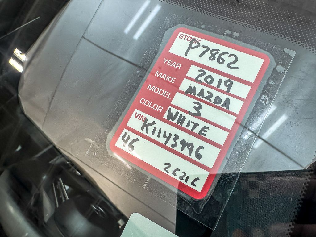 2019 MAZDA MAZDA3 - Image 28
