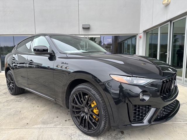 2022 Maserati Levante Modena's photo