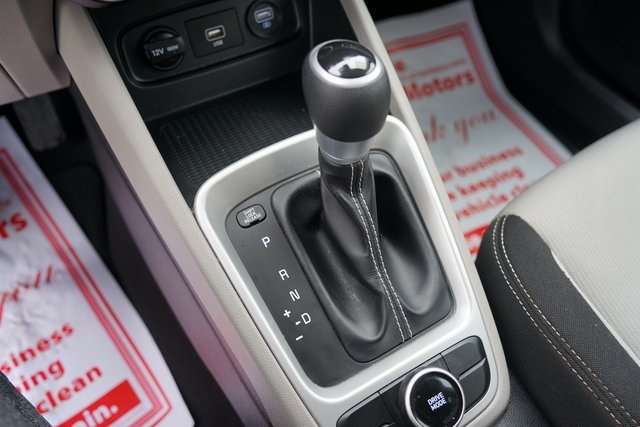 2020 HYUNDAI VENUE - Image 16