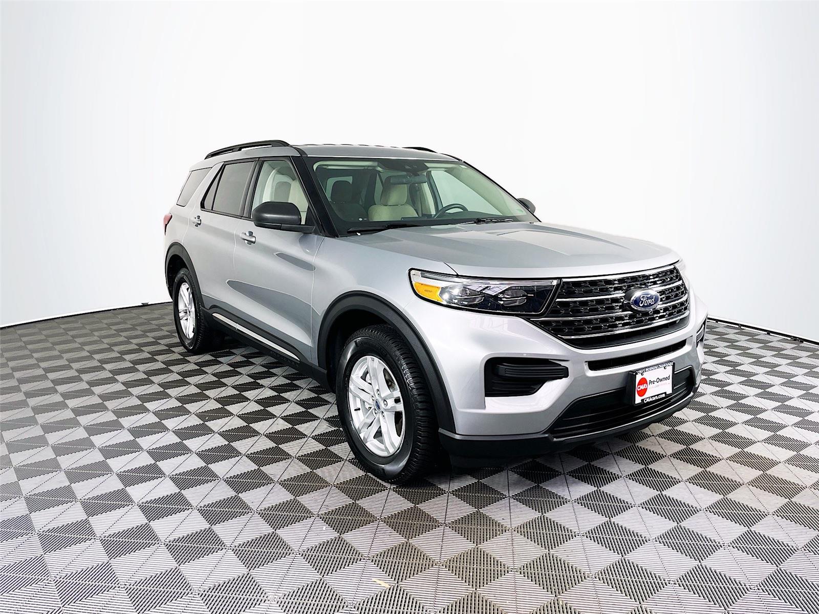 2020 Ford Explorer XLT's photo