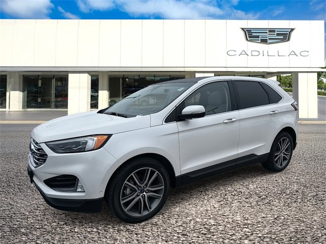 2019 Ford Edge Titanium's photo