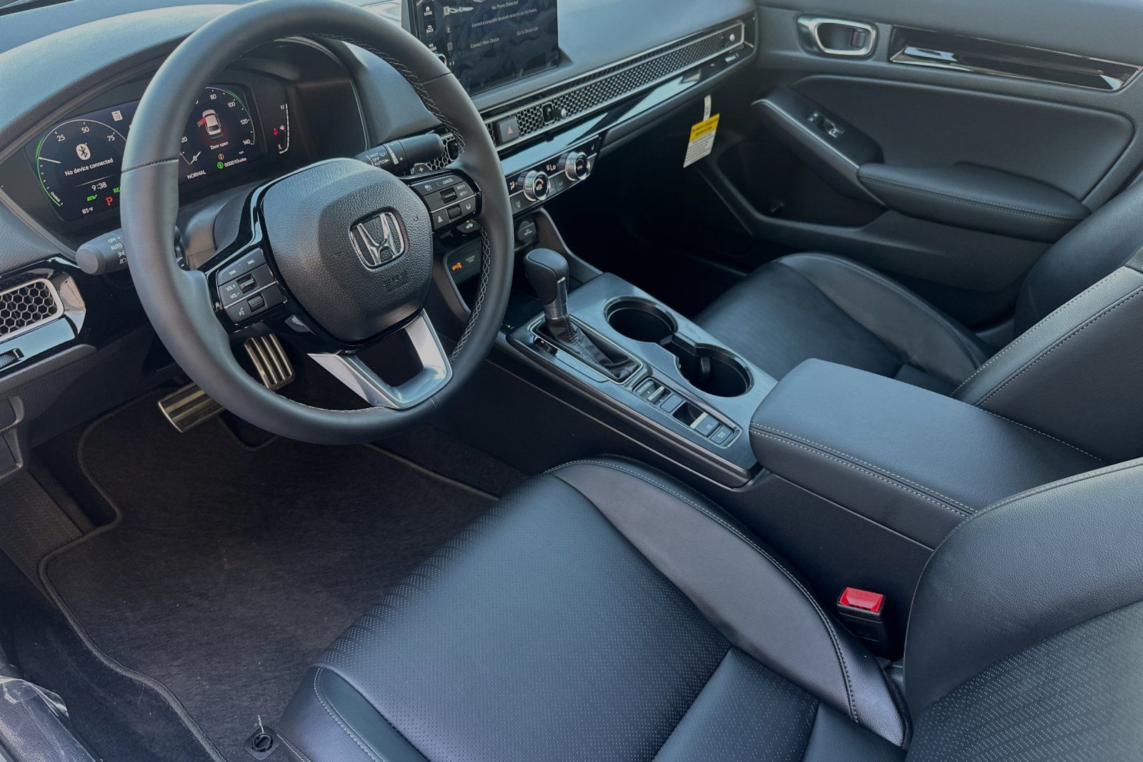 2025 Honda Civic Hybrid Sport Touring photo 9