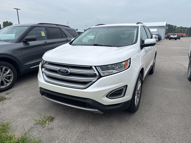2016 Ford Edge SEL photo 2