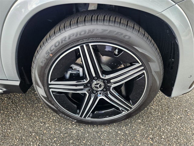 2026 Mercedes Benz GLE 450 4MATIC photo 16