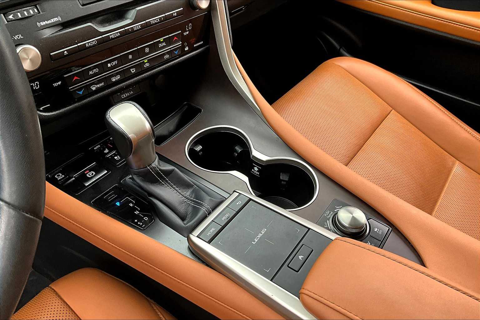 2022 Lexus RX Premium photo 16