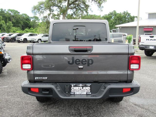 2025 Jeep Gladiator Sport S photo 5