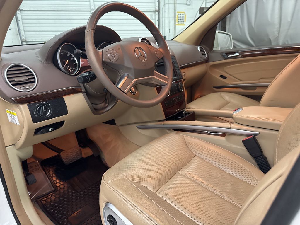 2011 Mercedes Benz GL 350 photo 9