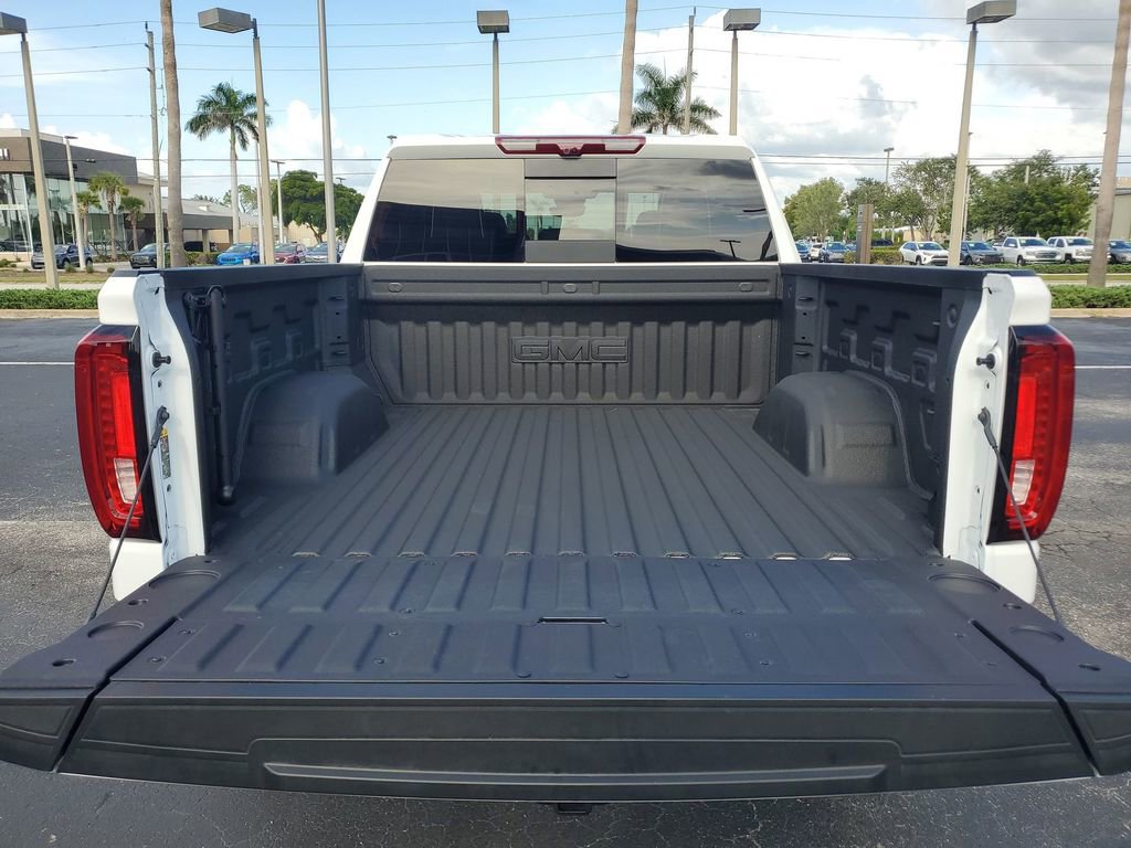 2025 Gmc Sierra AT4X photo 22