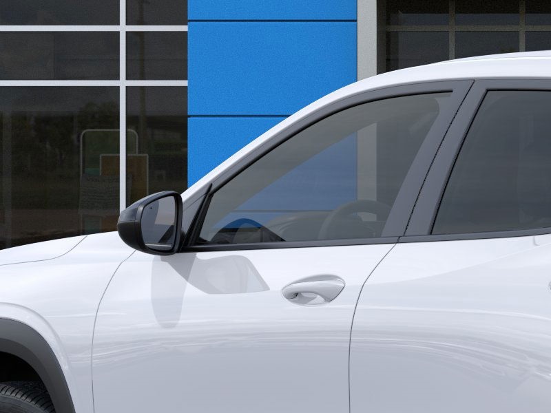 2025 Chevrolet Trax photo 11