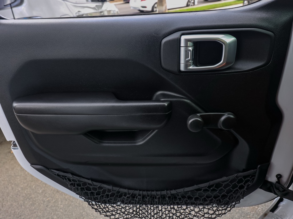 Used 2021 White Jeep Unlimited Sport image 20