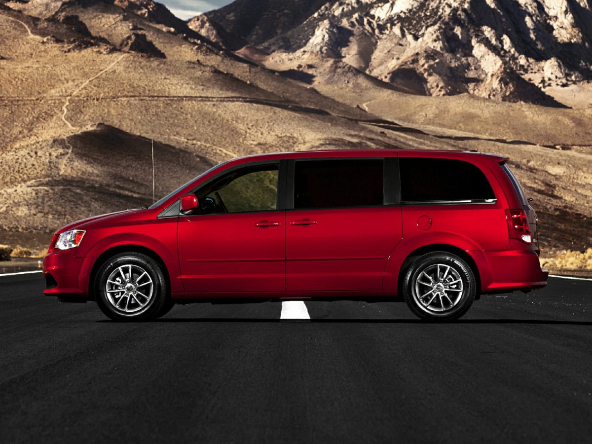 2016 Dodge Grand Caravan R/T's photo
