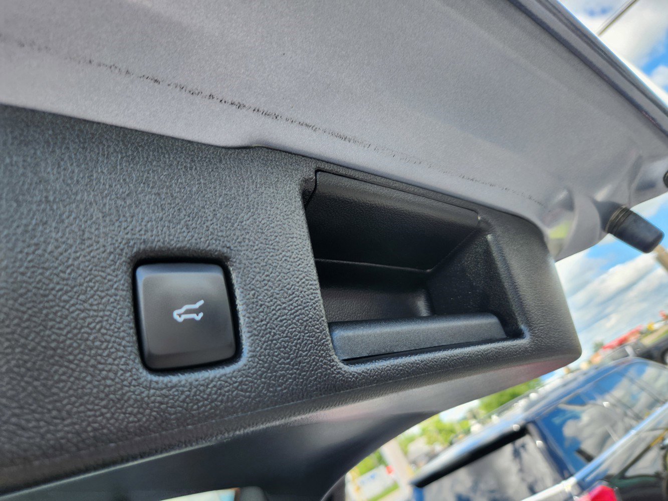 2022 Ford Escape SEL photo 33