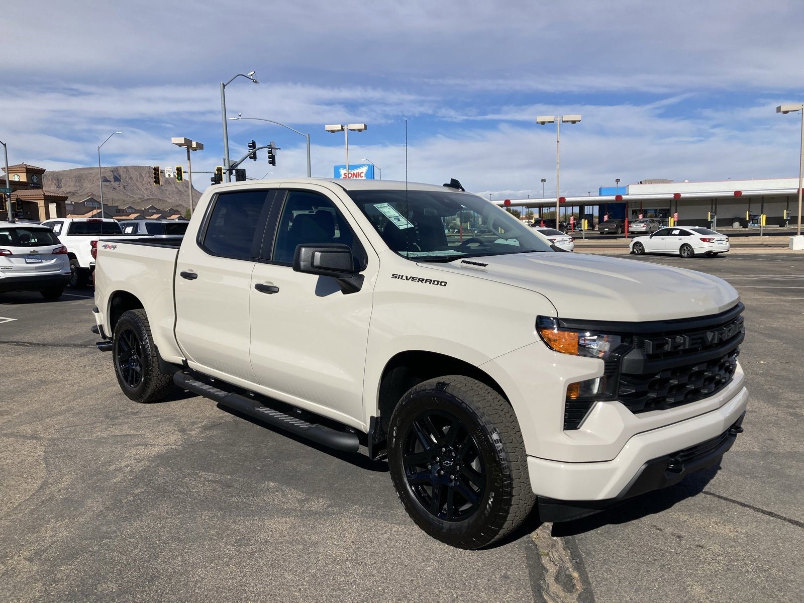 2026 Chevrolet Silverado 1500 Custom photo 3